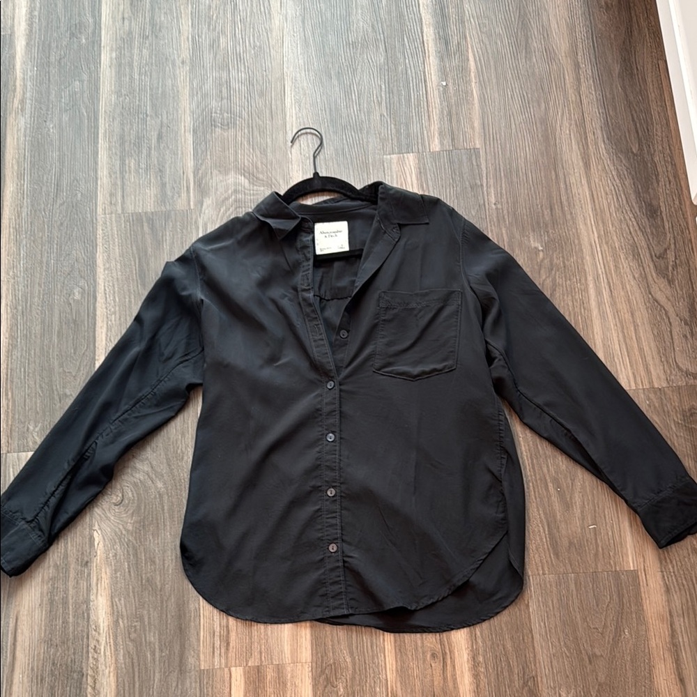 Abercrombie & Fitch Black Button Down Blouse